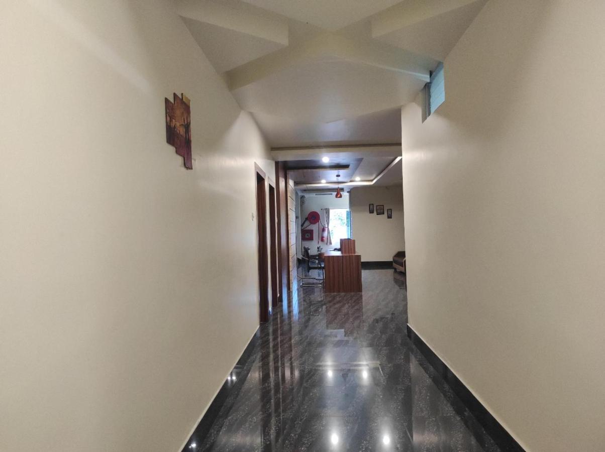 Hotel Paradise - Biswanath Chariali Bishnath Екстериор снимка