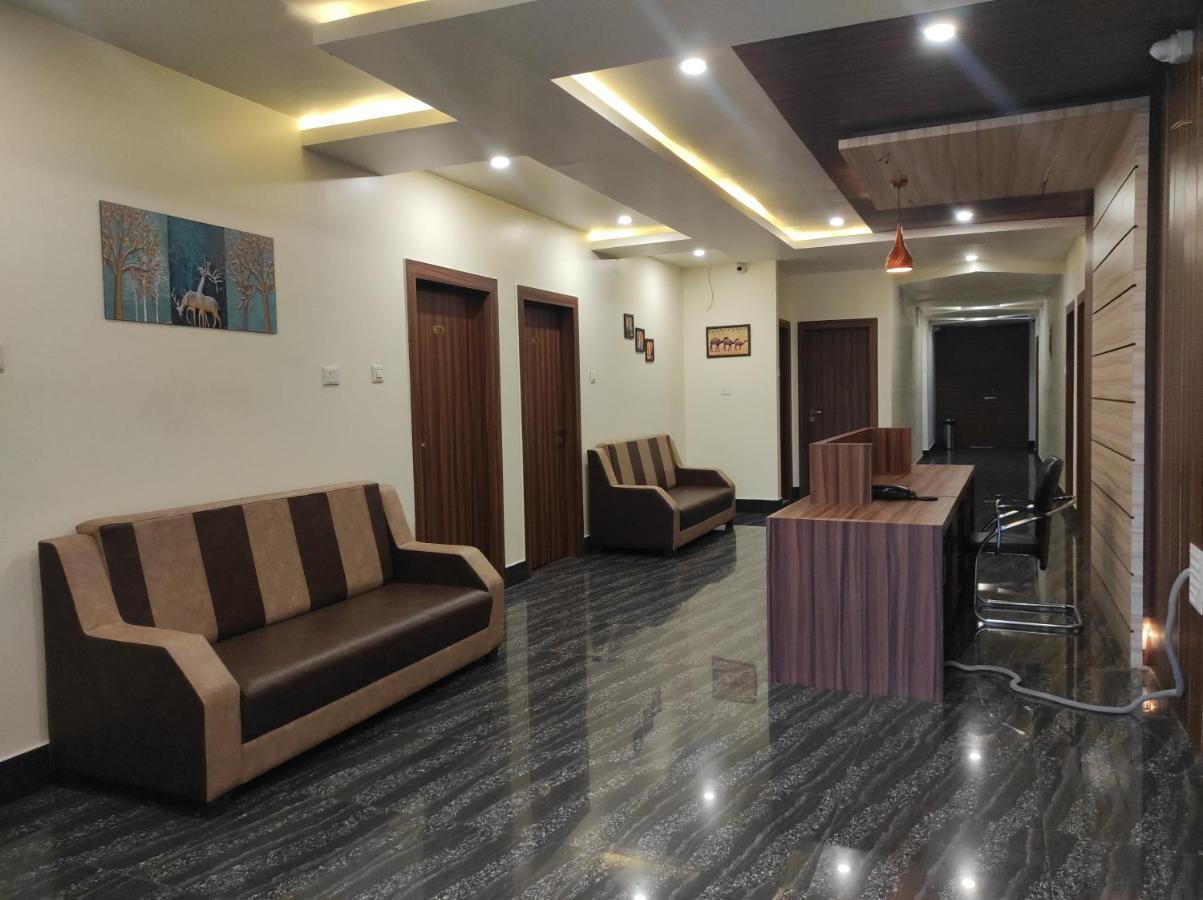Hotel Paradise - Biswanath Chariali Bishnath Екстериор снимка
