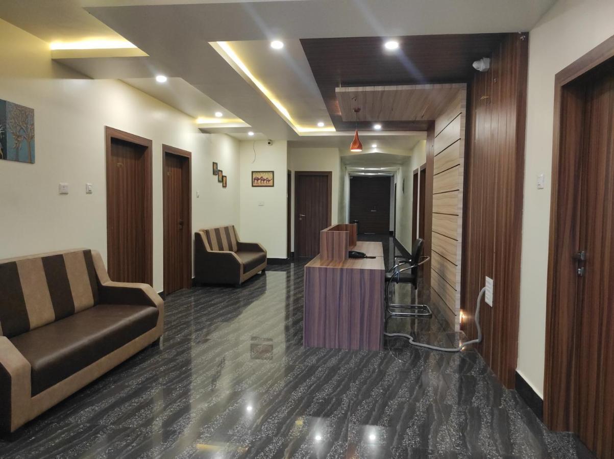 Hotel Paradise - Biswanath Chariali Bishnath Екстериор снимка