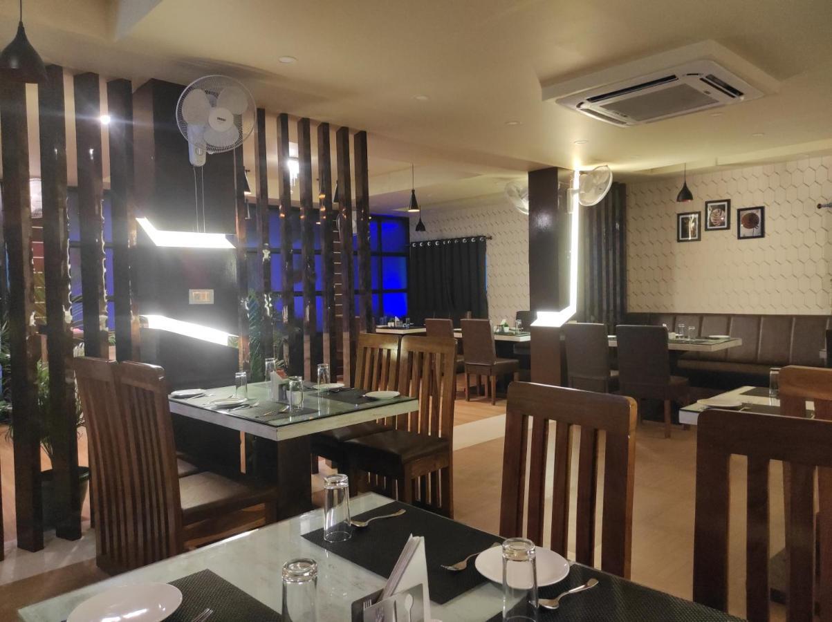 Hotel Paradise - Biswanath Chariali Bishnath Екстериор снимка