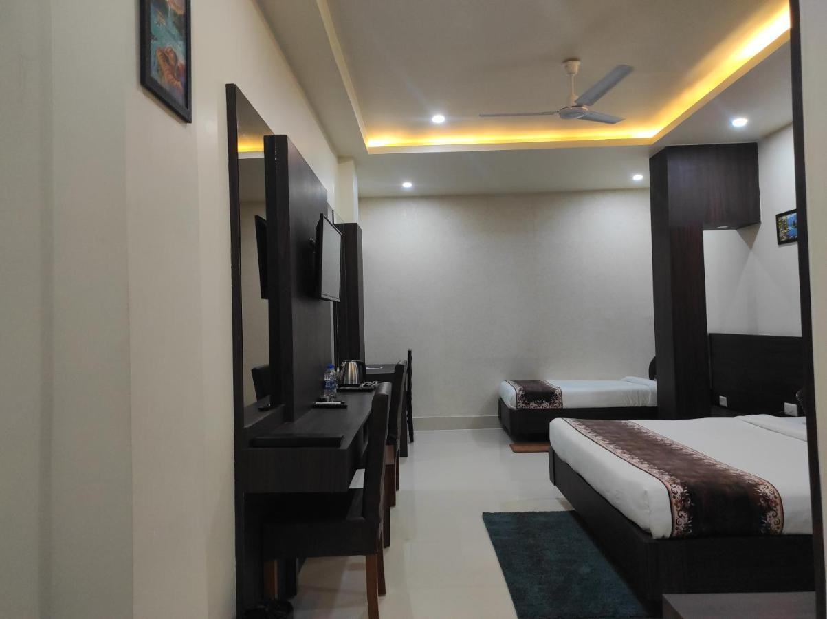Hotel Paradise - Biswanath Chariali Bishnath Екстериор снимка